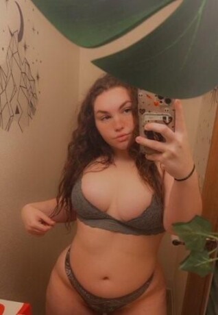 female-escorts-in-muskegon-mi-517-816-5777-big-1