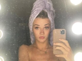 amber-shemale-escort-in-sacramento-ca