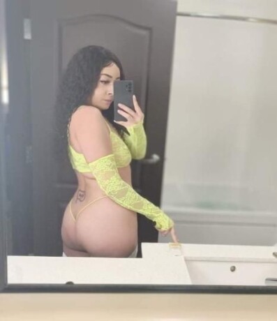 female-escorts-in-milwaukee-wi-608-234-5745-big-1