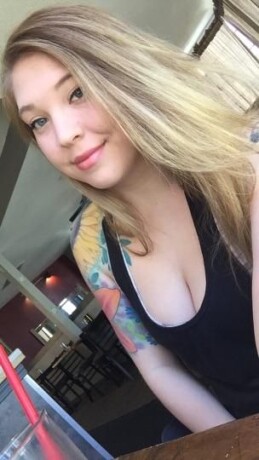 female-escorts-in-phoenix-az-480-526-7498-big-4