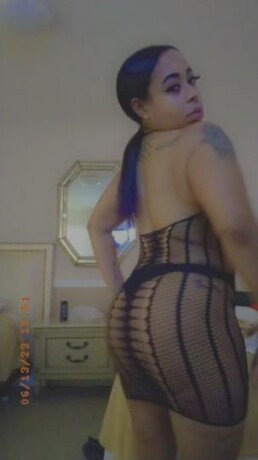 kaylin-female-escorts-in-manhattan-ny-470-569-1627-big-1