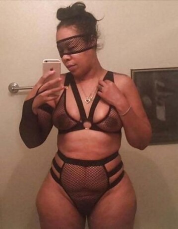 female-escorts-in-dothan-al-256-402-4632-big-2