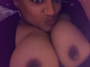 dyoey-star-female-escorts-in-sacramento-ca