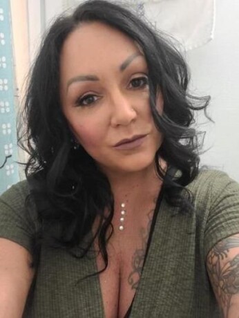 female-escorts-in-flint-mi-313-635-8643-big-1