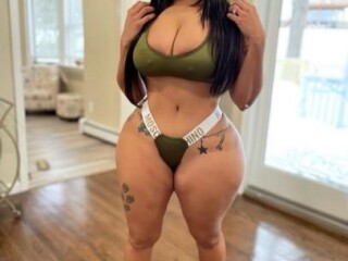 elizabeth-female-escorts-in-detroit-mi-520-413-2749
