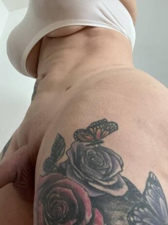 hell-shemale-escort-in-omaha-ne-630-626-7692-big-1