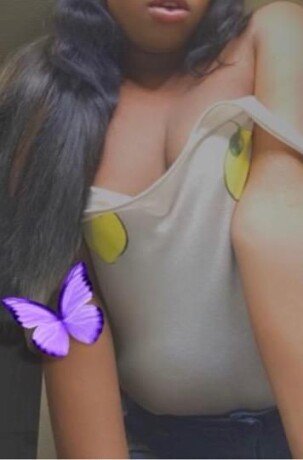 bronco-shemale-escort-in-omaha-ne-402-718-6464-big-3