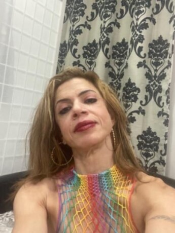 simone-female-escorts-in-toronto-canada-1-647-218-5673-big-3