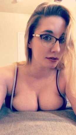 female-escorts-in-mobile-al-215-469-1778-big-0