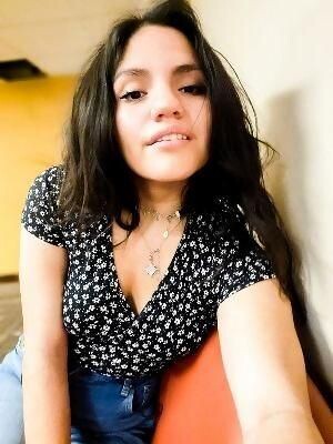 female-escorts-in-tucson-az-520-645-6258-big-3