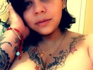 nicki-marie-mercedes-female-escorts-in-houston-tx