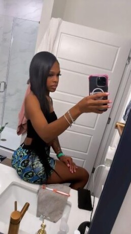 female-escorts-in-toledo-oh-330-356-5510-big-2