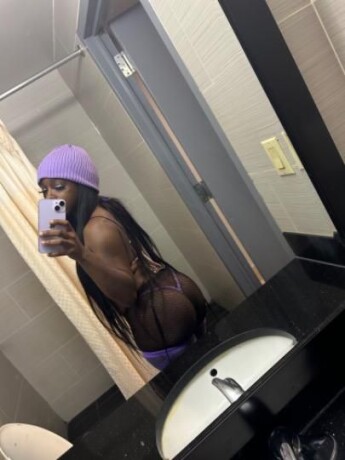 chocolate-female-escorts-in-brooklyn-ny-718-952-4484-big-3