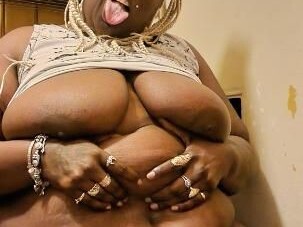 female-escorts-in-milwaukee-wi-414-812-4365