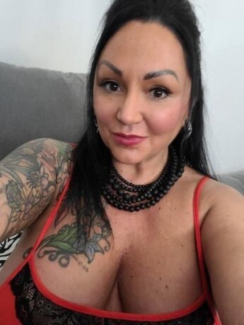 female-escorts-in-san-antonio-tx-214-400-6158-big-0