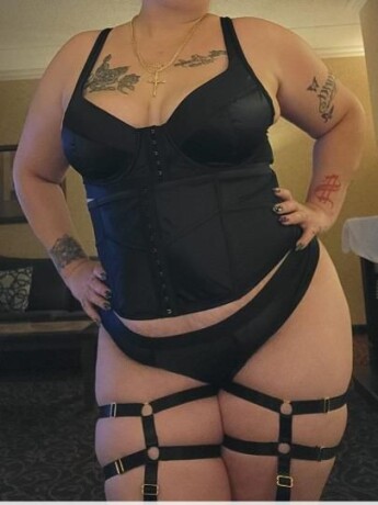 sammy-female-escorts-in-niagara-falls-canada-1-905-436-8556-big-3