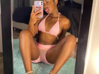 kelly-female-escorts-in-colorado-springs-co-267-749-2244