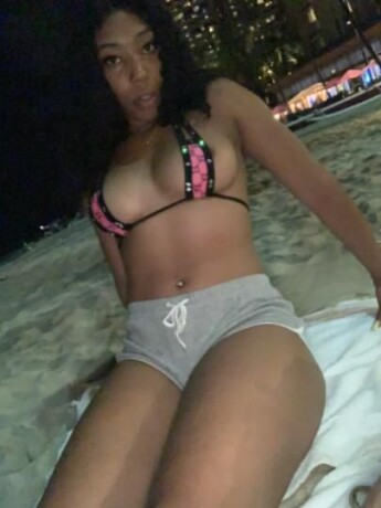 slim-chocolate-female-escorts-in-seattle-wa-206-473-1634-big-0
