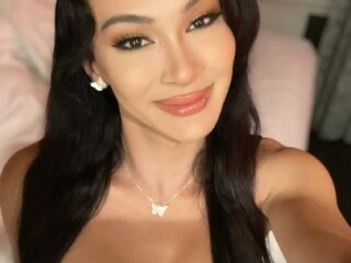sopiha-shemale-escort-in-des-moines-ia-208-518-5545