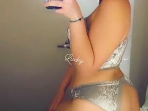 female-escorts-in-duluth-mn-320-372-1632