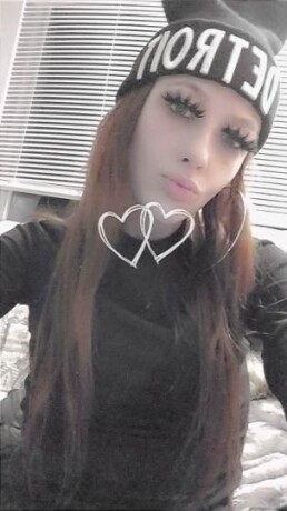 female-escorts-in-detroit-mi-313-855-2925-big-2