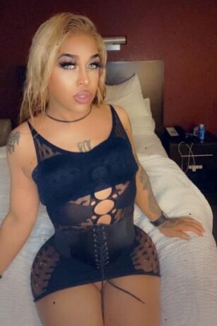 noah-g-georgeous-shemale-escort-in-wilmington-nc-405-800-8734-big-0