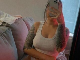 female-escorts-in-des-moines-ia-214-506-7445