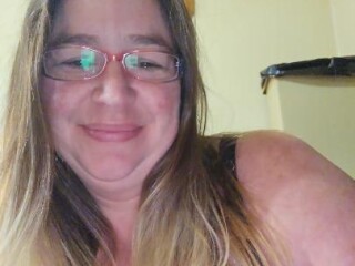 bella-and-edward-female-escorts-in-detroit-mi-586-525-6840