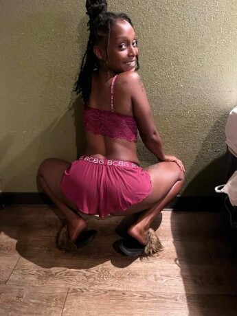 sweet-karamel-female-escorts-in-raleigh-nc-984-687-7133-big-1