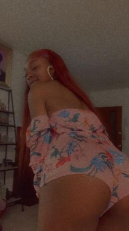 bubblesdy-female-escorts-in-las-vegas-nv-725-290-2370-big-3