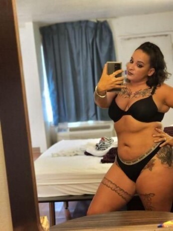 female-escorts-in-omaha-ne-308-330-5914-big-3