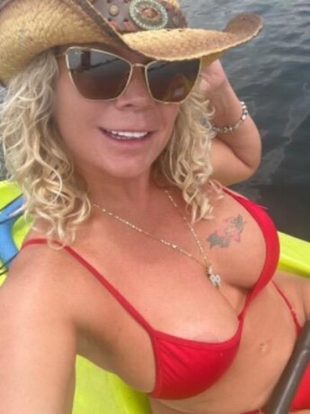 female-escorts-in-victoria-tx-210-739-1930-big-0