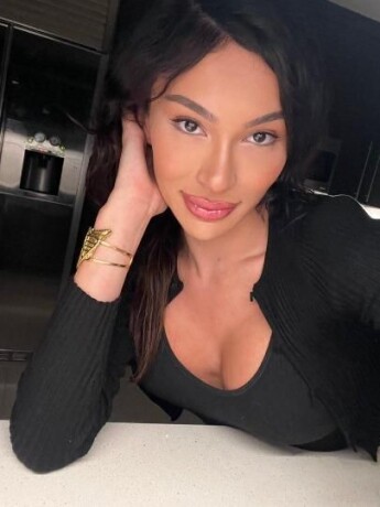 female-escorts-in-new-york-city-ny-917-338-5294-big-0