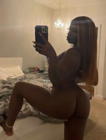 female-escorts-in-milwaukee-wi-414-286-9397-big-4