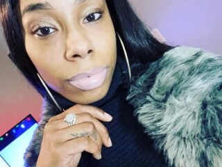 love-female-escorts-in-detroit-mi-513-578-3195