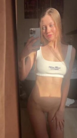 female-escorts-in-detroit-mi-407-216-3030-big-0
