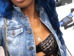 female-escorts-in-chicago-il-312-275-9479