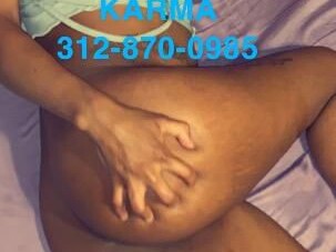 karma-female-escorts-in-chicago-il-312-870-0985