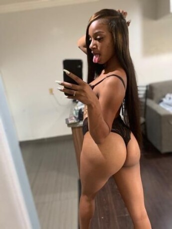 female-escorts-in-los-angeles-ca-650-360-8934-big-1