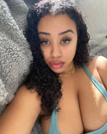 my-snapchat-queengirl8670dy-female-escorts-in-lawrence-ks-316-465-1569-big-3