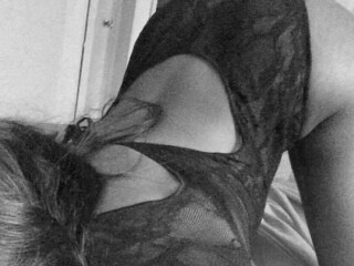 kelly-female-escorts-in-staten-island-ny-929-590-5558