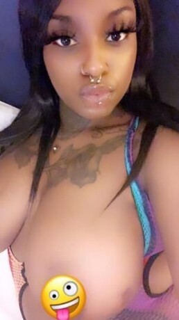 female-escorts-in-bismarck-nd-701-765-7481-big-3