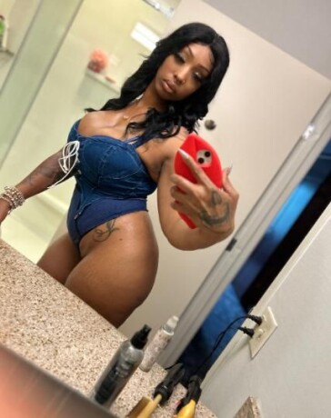 female-escorts-in-denver-co-757-553-5522-big-4