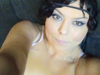 plum-female-escorts-in-sacramento-ca-916-919-4106
