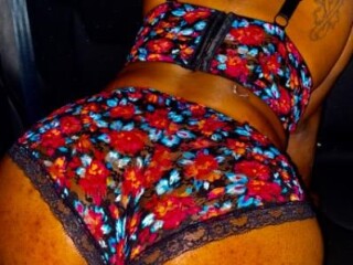 bubbles-female-escorts-in-washington-dc-202-471-9977