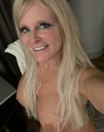 female-escorts-in-savannah-ga-912-888-0549-big-1