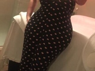 mona-female-escorts-in-edmonton-canada-1-780-944-6226