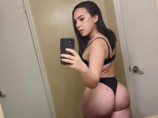 laura-shemale-escort-in-worcester-ma-870-230-9170