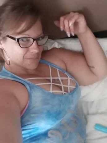 female-escorts-in-meridian-ms-804-800-8978-big-0