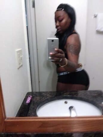 female-escorts-in-lancaster-ca-209-694-4947-big-3